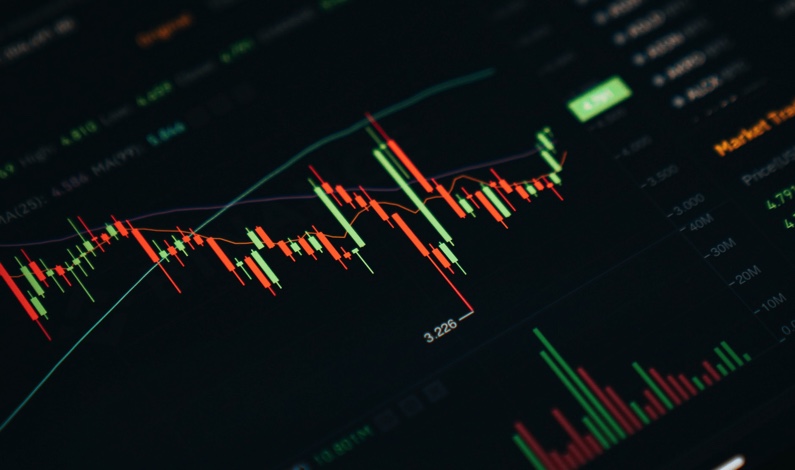 How do stablecoins maintain stability?